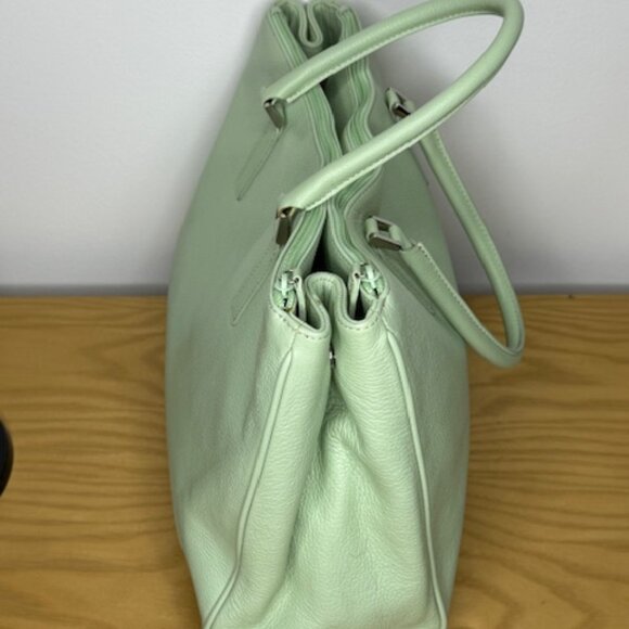 Levenger Pastel Green Pebble Leather Luxury Shoulder Handbag Purse - Picture 9 of 14